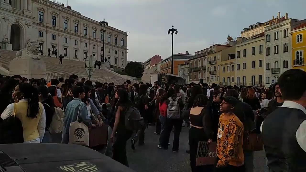 [Lisboa] Queremos mais Abril Aqui Manif Estudantes #PTrevolutionTV #AltPT #indymediaPT